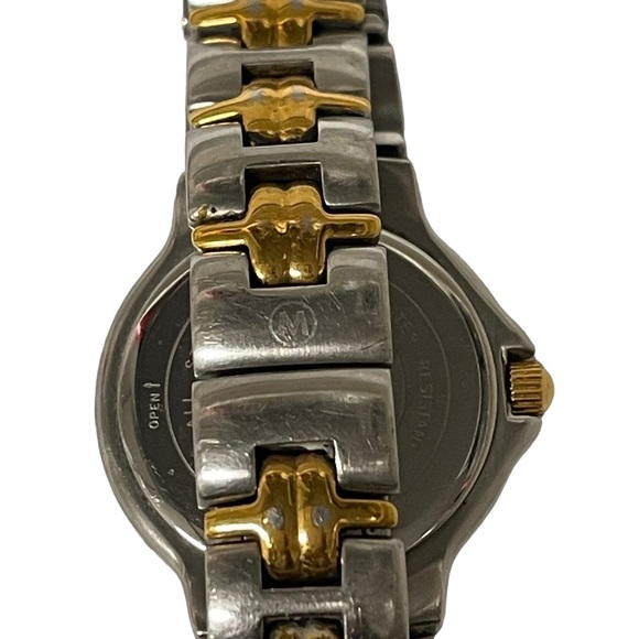 MOVADO Ladies 2-TONE STAINLESS STEEL BLACK DIAL 81.A1.827.2 SWISS QUARTZ WATCH - Picture 3 of 8